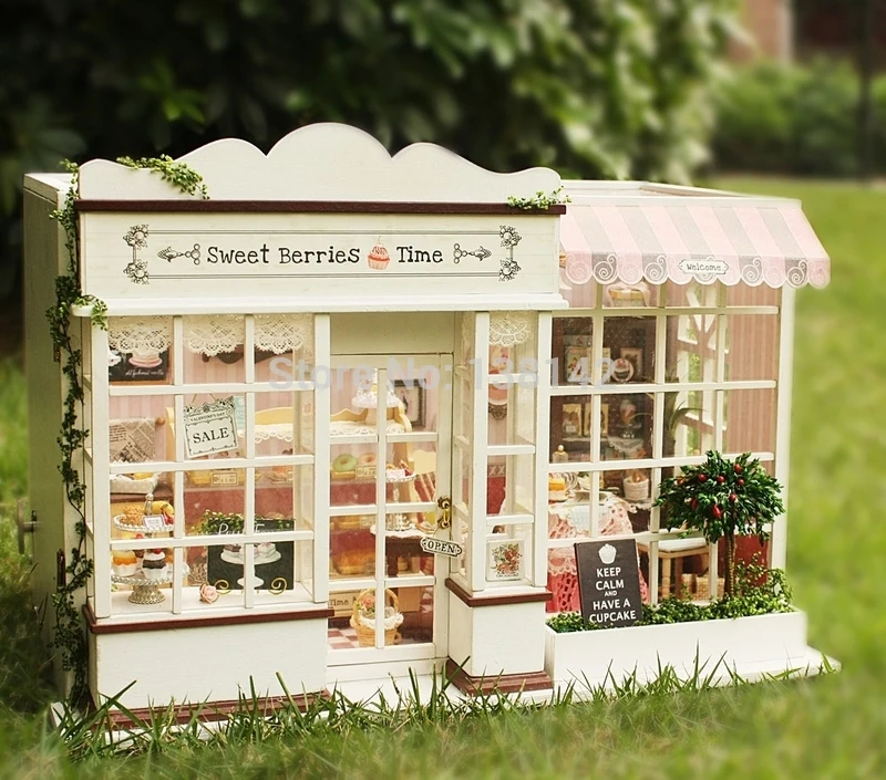 Большой кукольный дом ручной работы A008 Европейский Магазин еды миниатюрный 3D