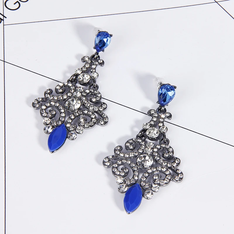 Одежда высшего качества Multi-Цвет Кристалл Висячие серьги выдалбливают