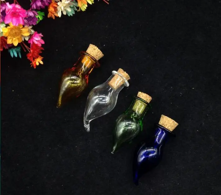 

300pcs 13*37mm Mix Colors Mini Glass Bottles Chili Shape Cute wish Bottles With Cork stopper Little Bottles Gift tiny Jars Vials
