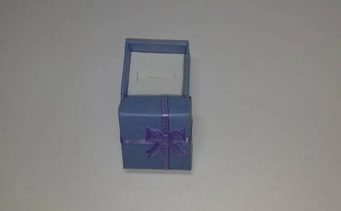 24 шт./лот size4* 4*3 см, 10 видов цветов, для демонстрации ювелирных изделий бумажное кольцо подарочная упаковка для сережек бархатная коробочка для кольца кольцо ящик для хранения Держатели лотков