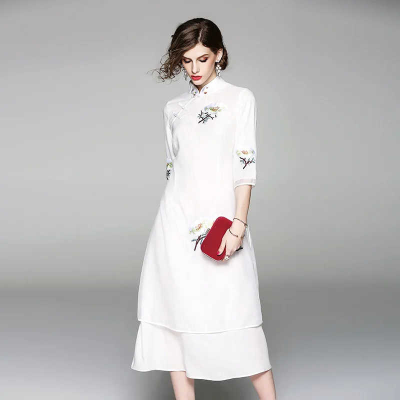 Cheongsam платье с вышивкой Элегантные Высокое качество Элегантный три четверти