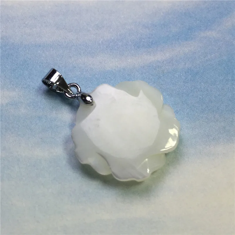 Женское Ожерелье ручной работы с белыми розами и морской водой | Украшения