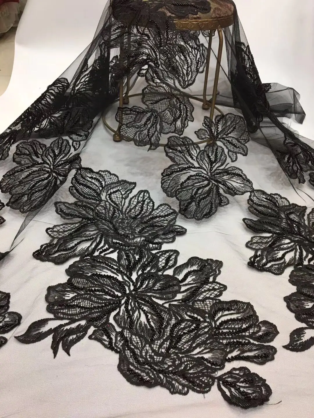 

African lace fabric 2019 high quality lace embroidered fabric white tulle lace fabric evening dress FJ3272