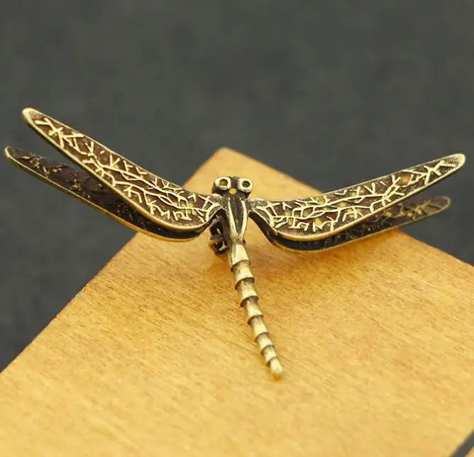

Chinese Copper Art Dragonfly Porch Arrangement Fashion Creative Home Desk Decoration Gift Animal Statues