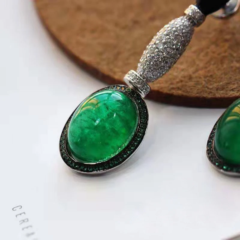 Модные серьги-капельки с локальным фокусным расстоянием и полудрагоценным камнем подходящего цвета