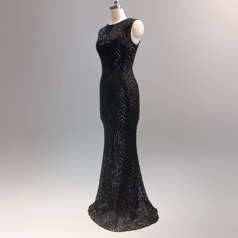 Черное платье с блестками и круглым вырезом без рукавов Длинное Элегантное