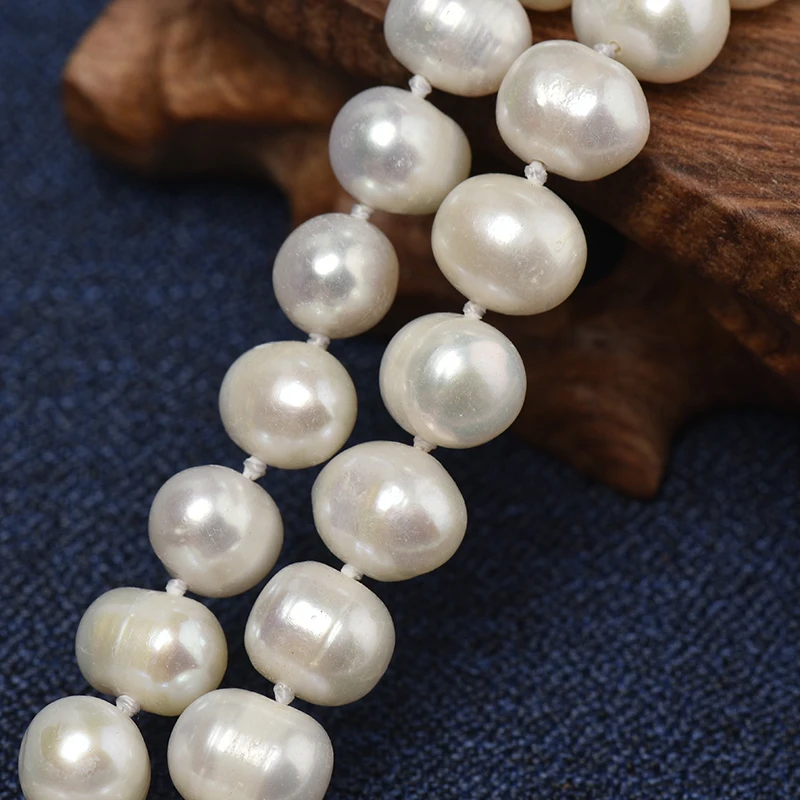 

2 rows Freshwater Natural Chain Type Necklace with Fashionable design add Simple and Natural White Beads