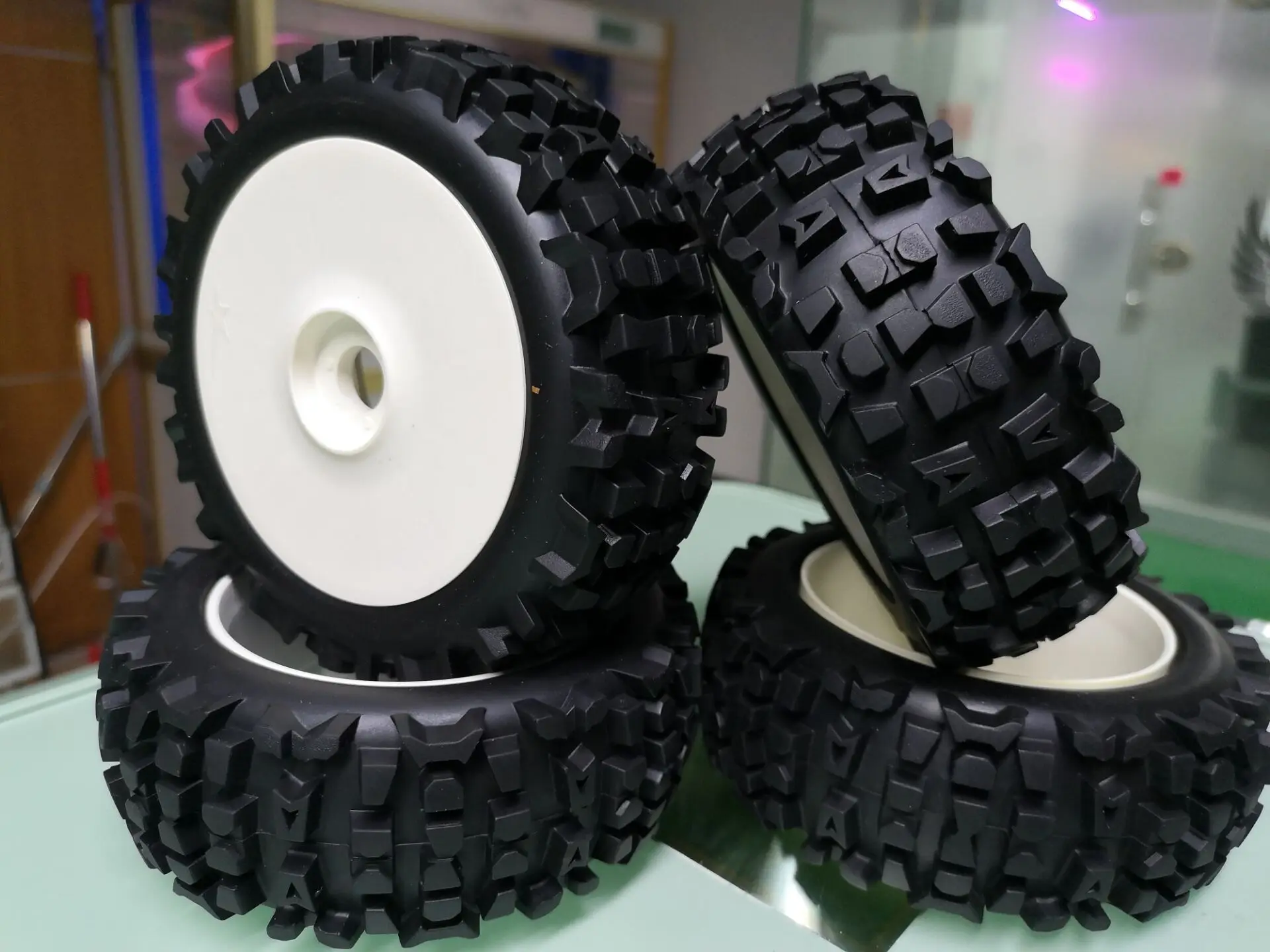 1/8 внедорожный Багги 17 мм шестигранный гоночный Набор шин для Hobao 8SC осевой hsp короткий ход автомобиля 4 шт