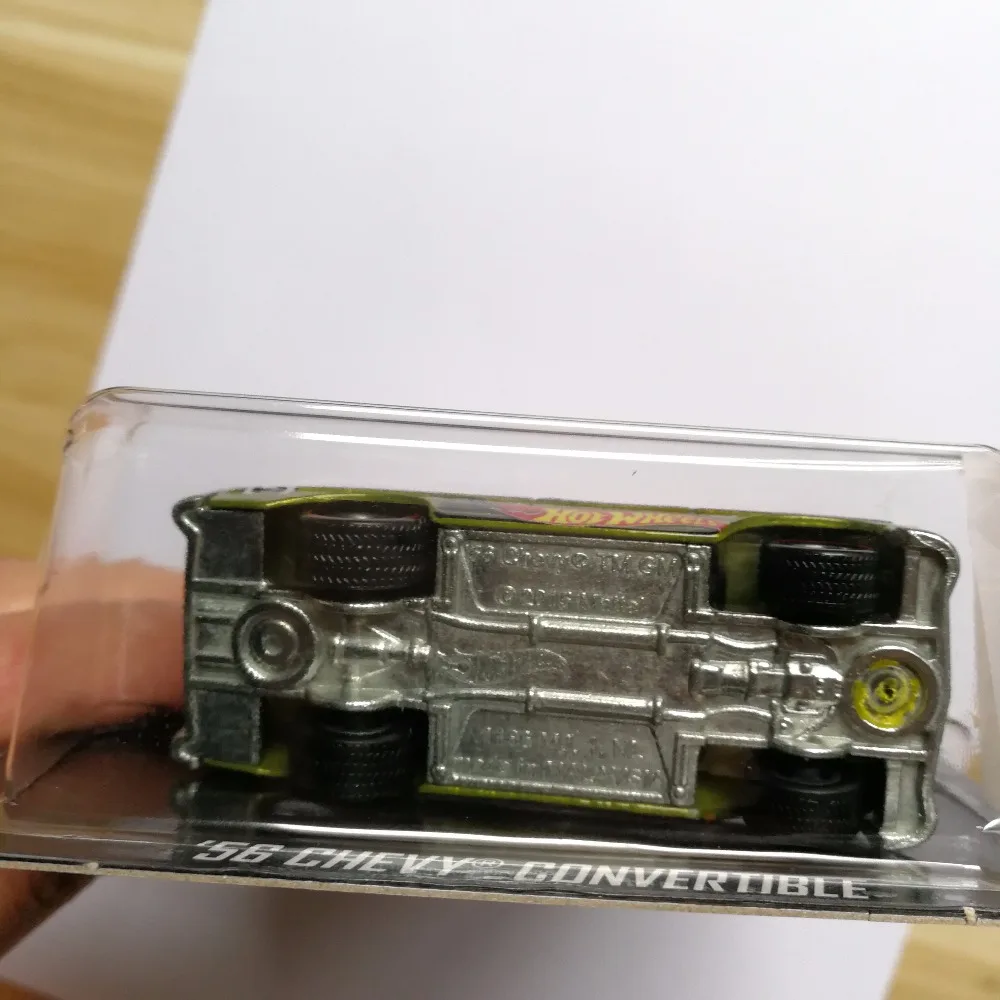 Hot Wheels 2017 Коллекционная версия 56 CHEVY CONVERTIBLE 1/64 металлический литой автомобиль