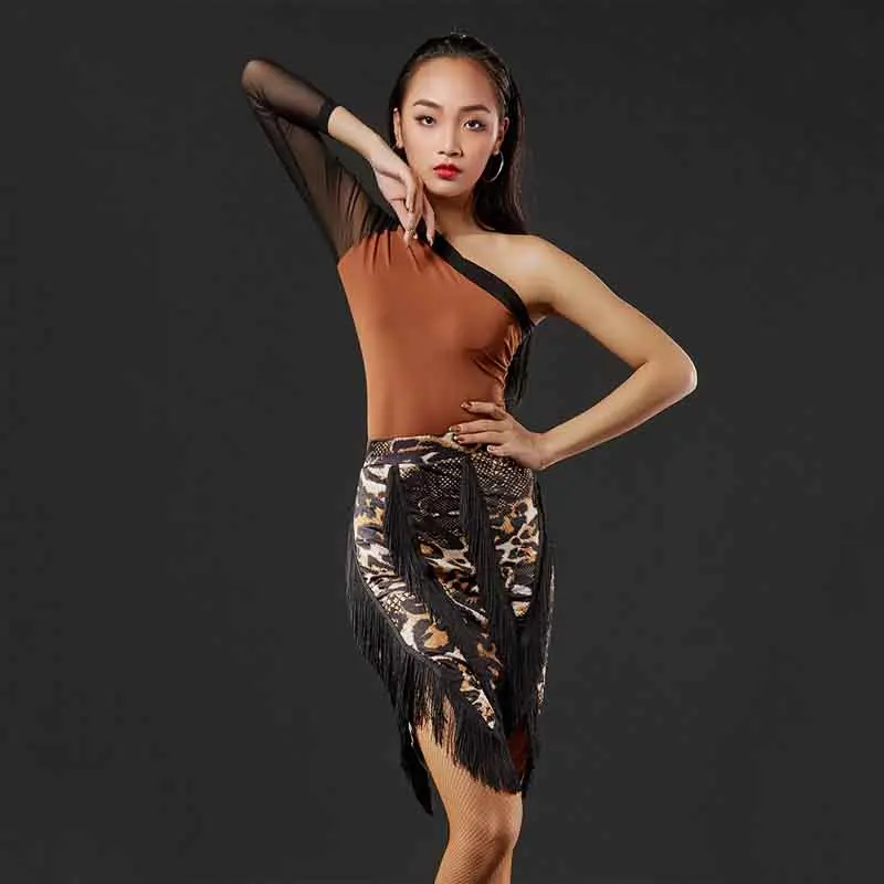 

Women Latin Dance Top Black Long Sleeve Dancing Shirts Sexy Ballroom Costume Latin/Rumba / Samba Performance Dance Wear DQS1201