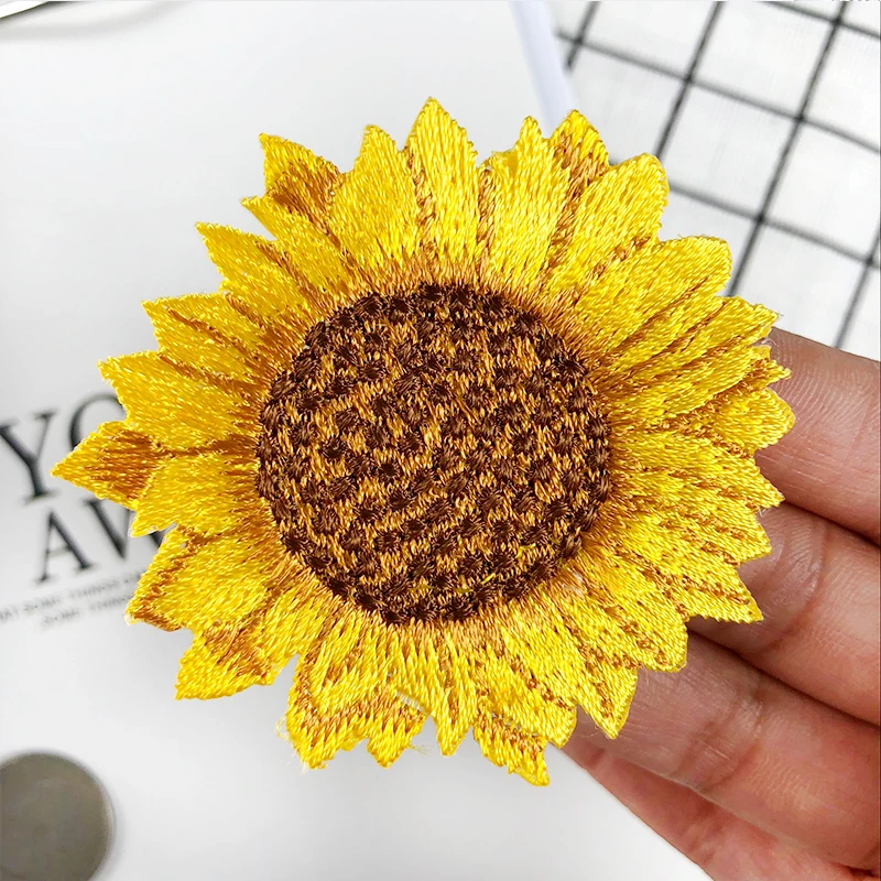 

2PCS Embroidered Sunflower Patches For clothes Decorated Iron on Shirt Hat Jeans Bags Fabric Appliques Handmade Badge