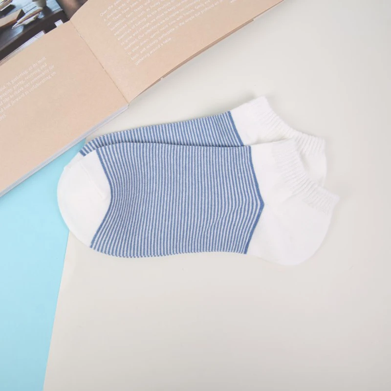 

1 Pair New Fashion Men Striped Soft Comfort Cotton Thin Style Socks Casual Breathable Men's Ankle Socks Slippers