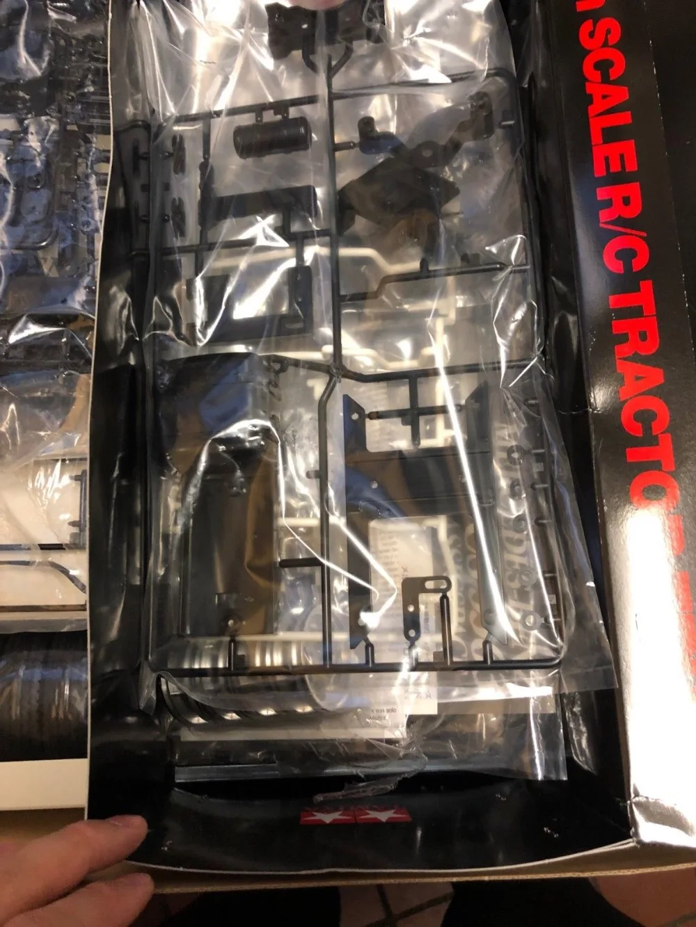 Tamiya Масштаб 1:14 трактор грузовик Arocs 3363 6x4 классические космические