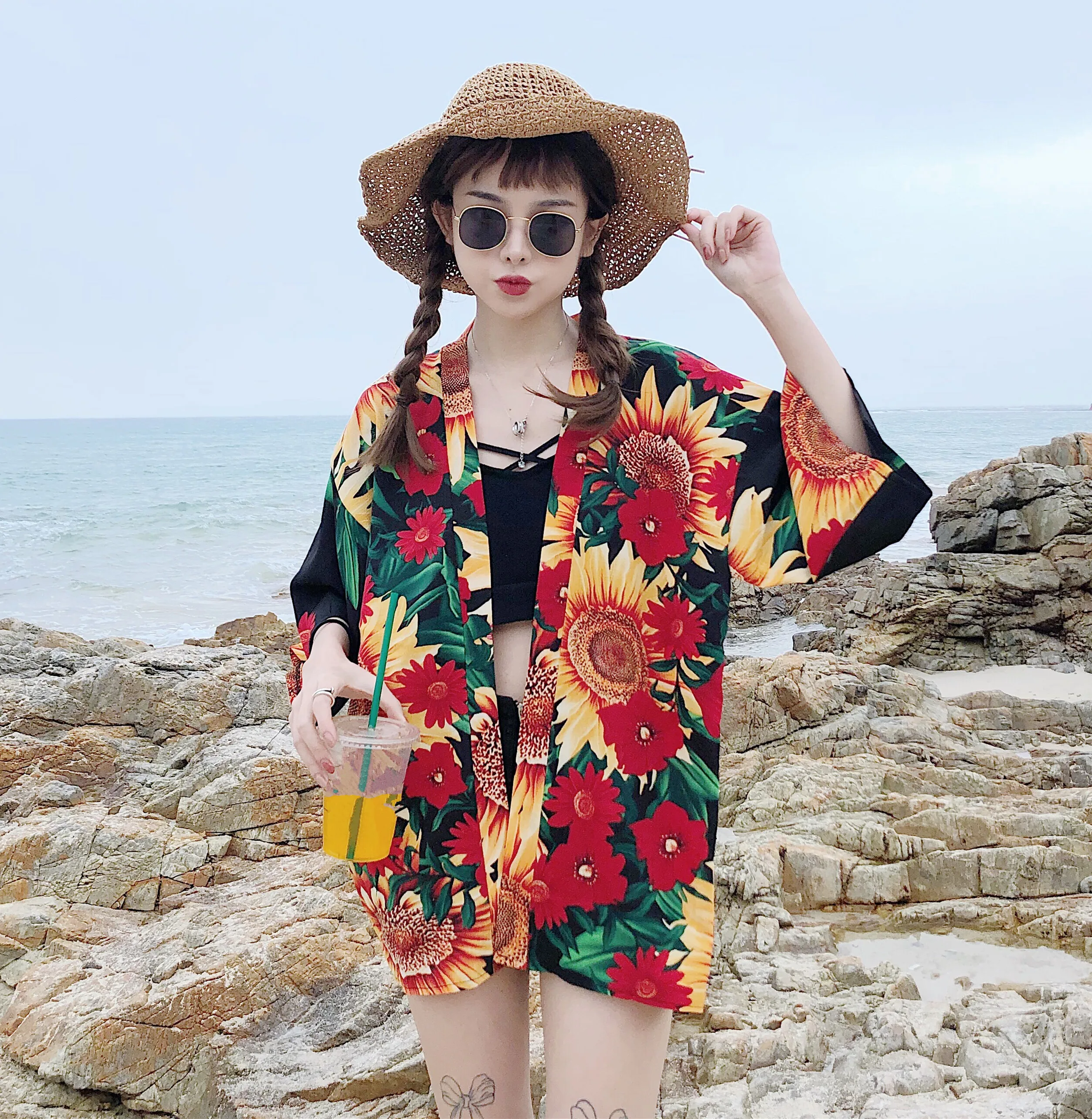 Korobov Korean Beach Women Blouses Summer Sunscreen Sunflower Print Kimono Cardigan Shirts Japanese Chimono Oversize Tops 77991 |