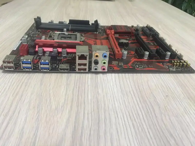 Asus EX-B250-V7 Six graphics mining game 1151 pin B250 материнская плата DDR4 используется как новый |
