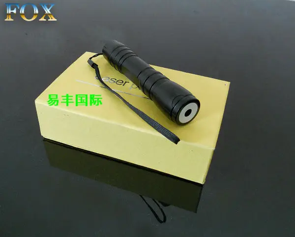 Новый 2000 МВт Зеленая лазерная указка Фокусируемый Зеленый лазер Факел ожог