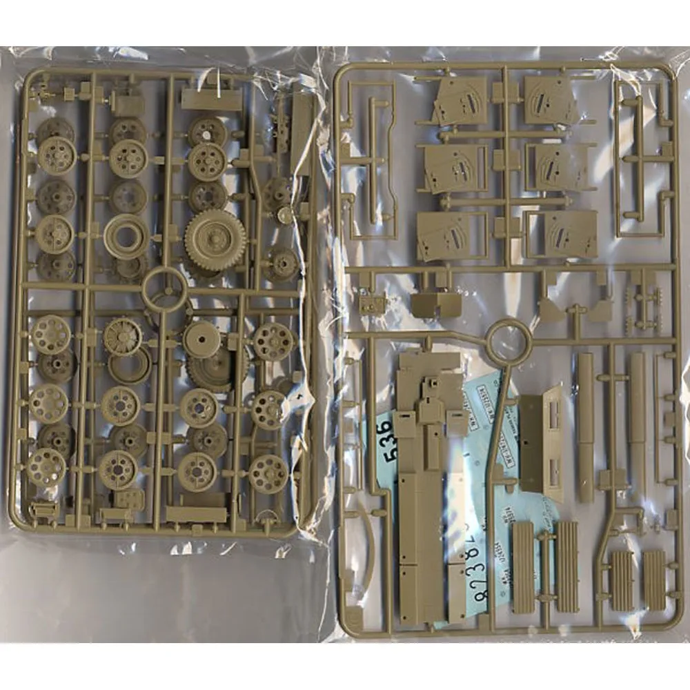Tamiya 35151 1/35 Stuka ZU Fuss Mtl-Spw Sd Kfz 251/1 Ausf D Wurfrahmen 40 Военная сборка AFV модель строительные