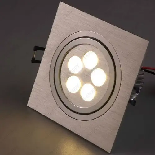 Светодиодный потолочный светильник встраиваемая решетка для шкафа квадратная