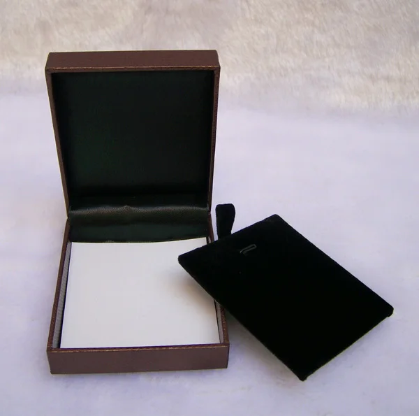 Рекламная акция одна штука модная коробка для ювелирных изделий коричневая