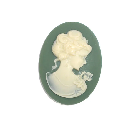 

8SEASONS 10 Resin Lady Oval Cameo Embellishment Findings 29x39mm (B06632)