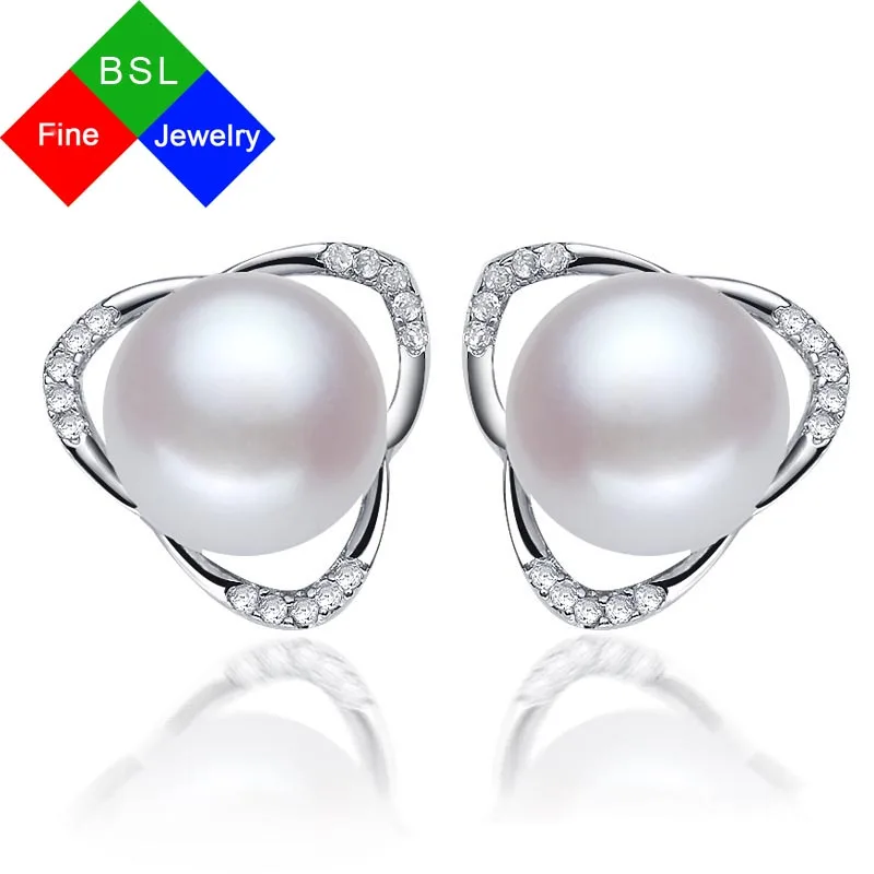 Серьги-гвоздики из серебра 925 пробы с натуральным пресноводным жемчугом |