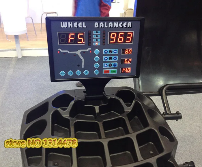 Универсальный балансировщик колес подходит для различных видов шин и ободов