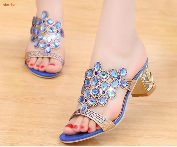 

2019 classic Sandals Women Ladies Slides Women Slippers Sandals Summer Crystal Shoes Peep Toe Middle Heels shoes