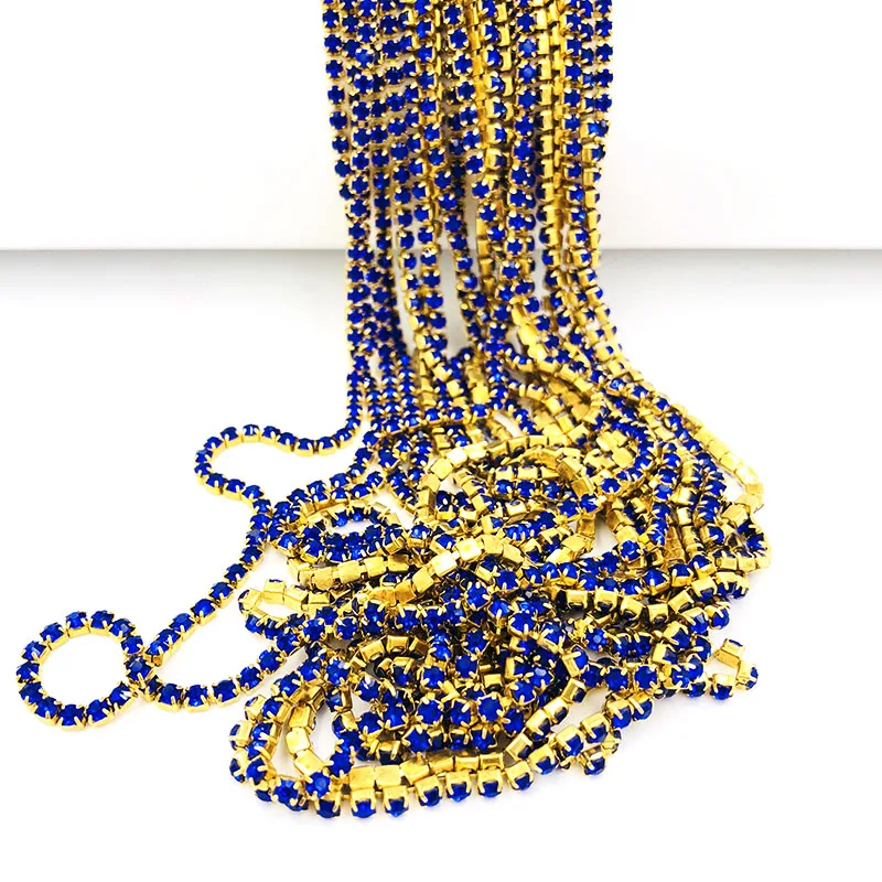 5 ярдов в упаковке цепочка с Золотым дном Королевского синего цвета Стразы
