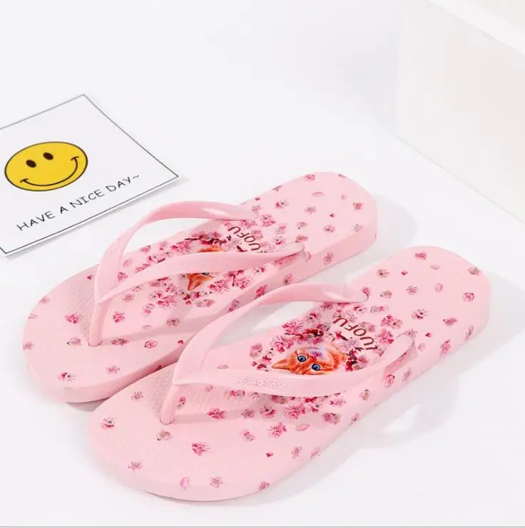 pink Летние вьетнамки с милым котом; модные домашние шлепанцы для девочек; летние пляжные песочные Вьетнамки; XQ01 - Цвет: pink