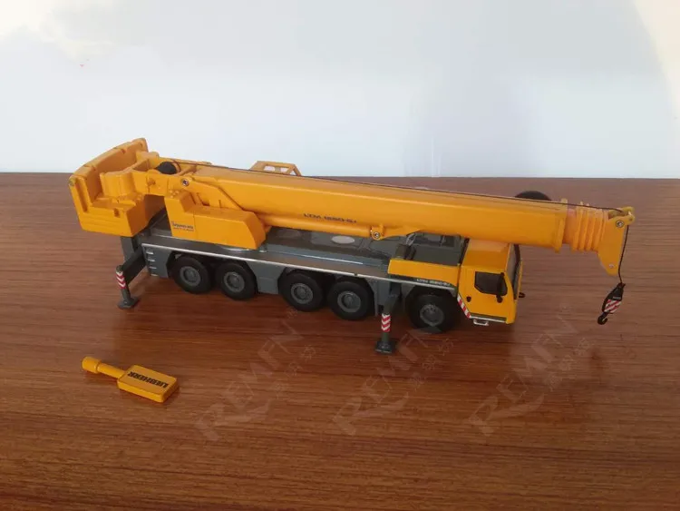 Коллекционная литая игрушка модель Tonkin в масштабе 1:87 либхер LTM 1250 5 1 мобильный