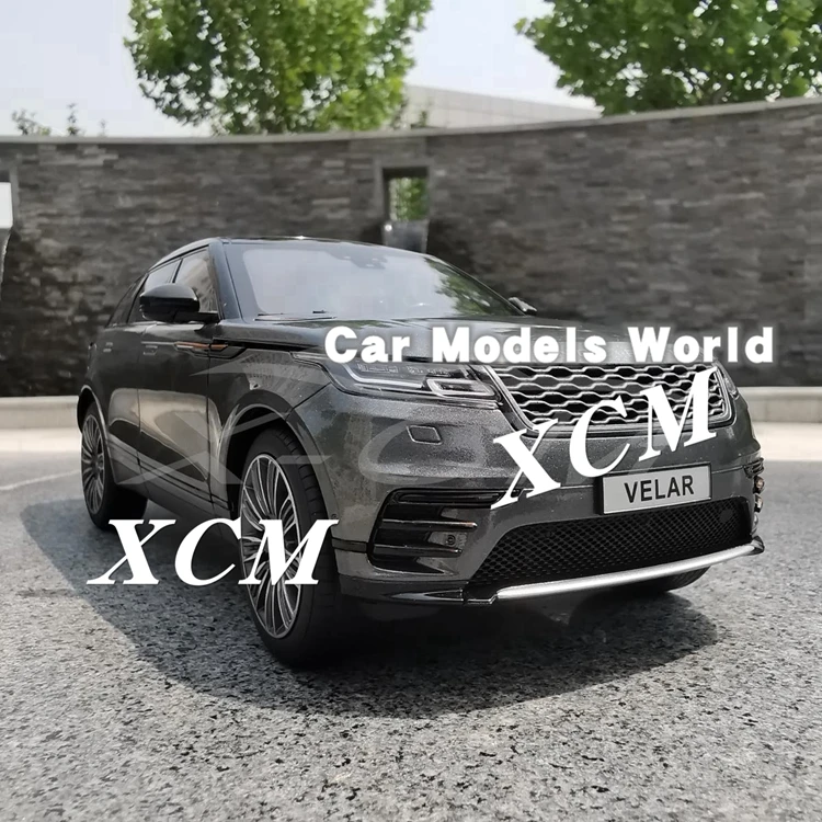 Литая модель автомобиля для lcd Velar 1:18(серый)+ маленький подарок