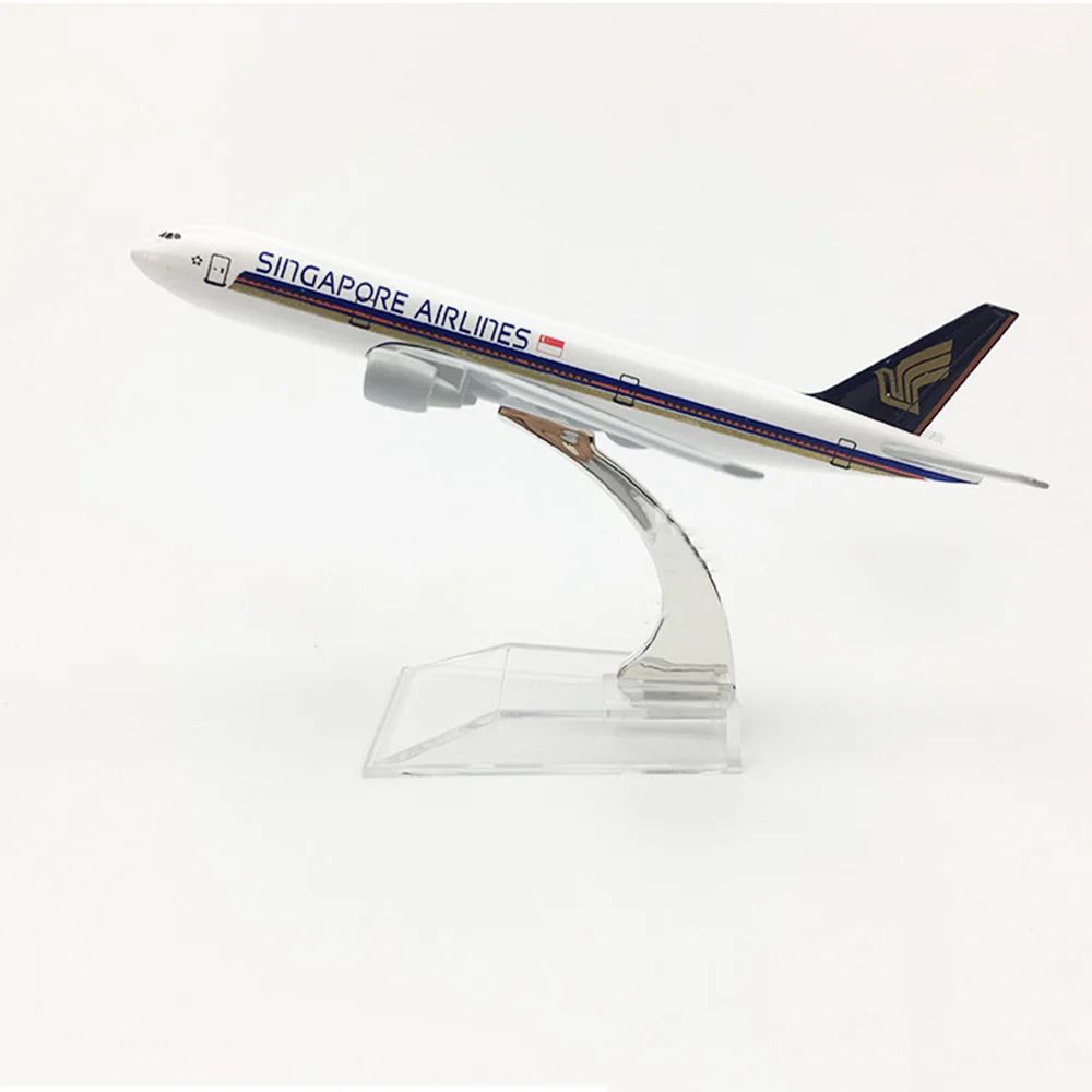 1/400 весы сплава модели самолетов Boeing 777 Singapore 16 см строгальные B777 модель дешевые