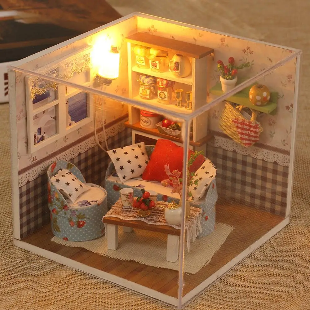 

Warm memories of DIY hut hand-assembled house model toys