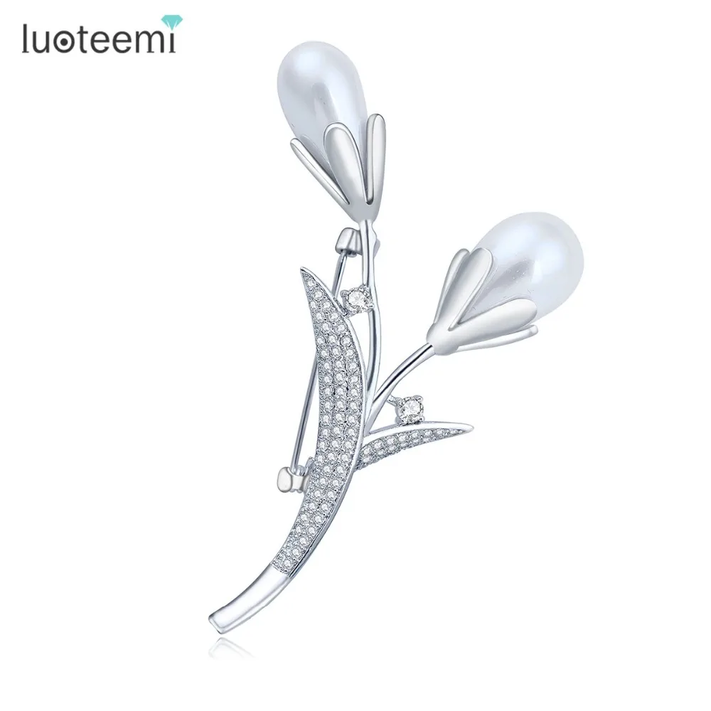

LUOTEEMI New white gold-Color Sparkling AAA Cubic Zircon Micro Pave Simulated Pearl Flower Brooch For Women Wedding Bridal Gift