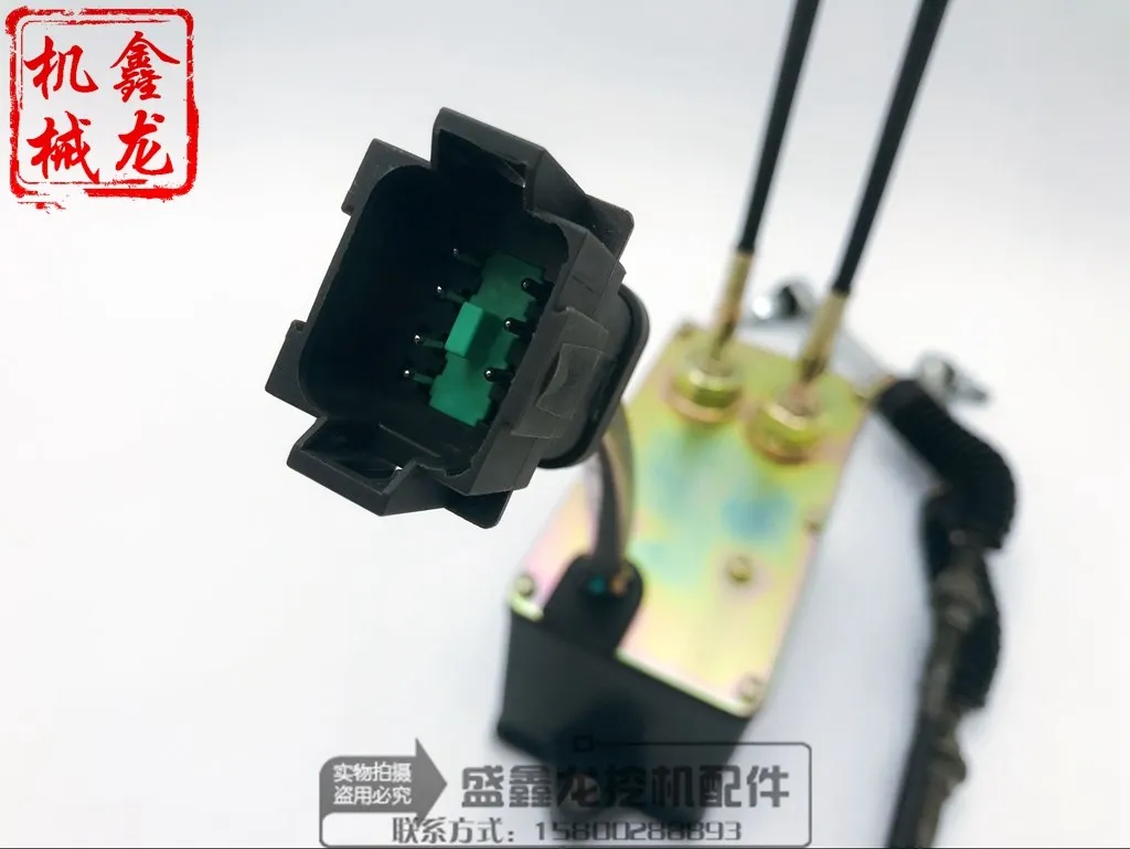 

Excavator fittings adapted to Caterpillar CAT320B/E320C/E320D automatic refueling motor throttle motor