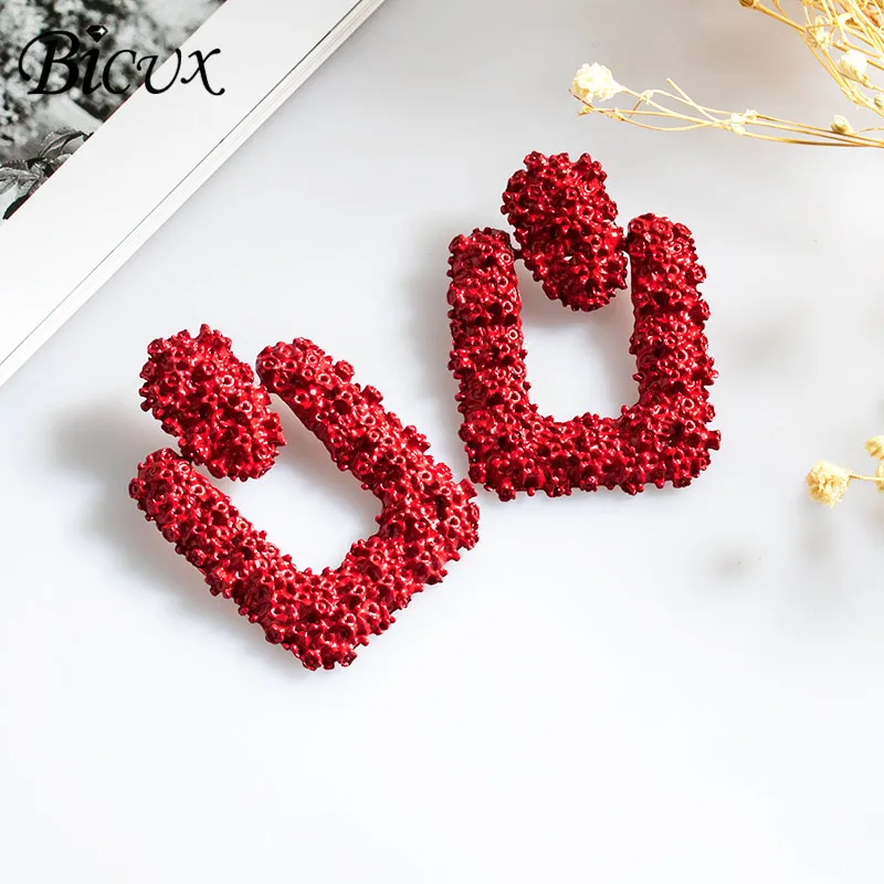 Red 1 BICUX массивные Висячие серьги для женщин ювелирные изделия Модные трендовые винтажные геометрические длинные золотые серебряные красная серьга - Окраска металла: Red 1