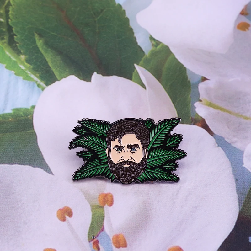 Между двумя папоротниками w Zach Galifianakis pin вдохновлен хитом Смешные или Die веб серии