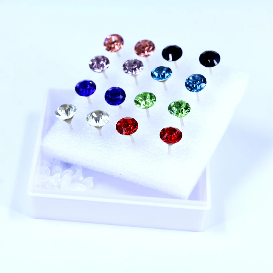 Бесплатная доставка Дешевые 8 мм Сияющий AA Стразы Пластик Палка Серьги Смола