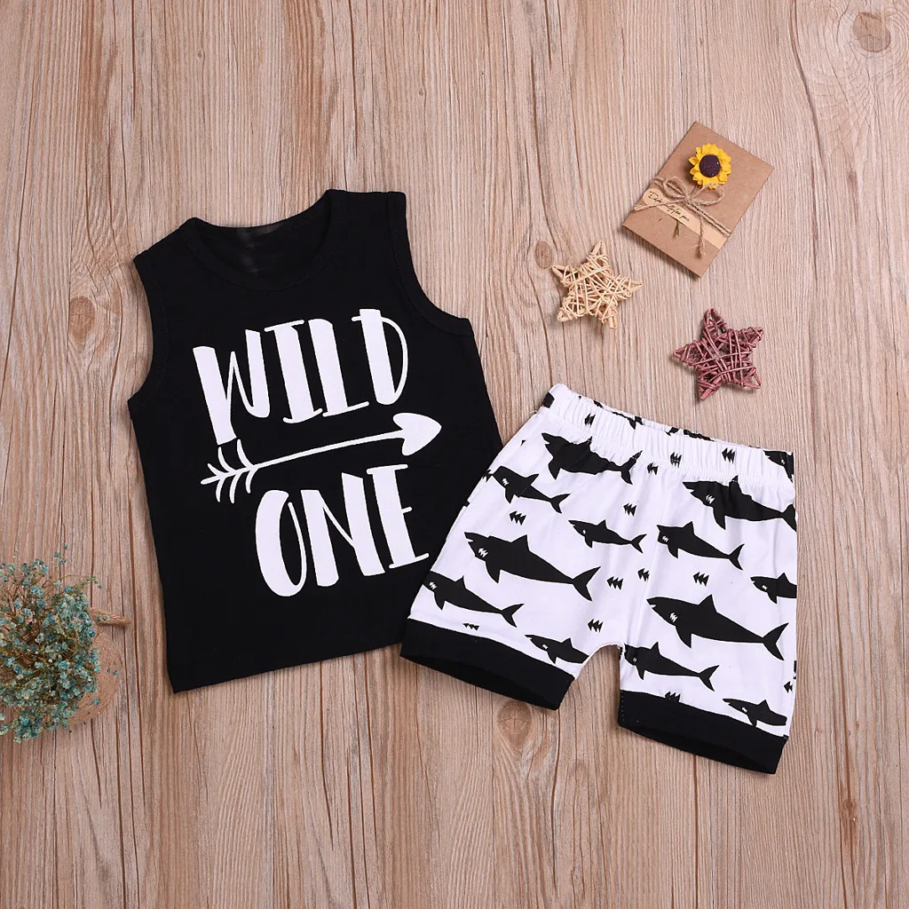 Жилет с буквенным принтом для маленьких мальчиков топы шорты героями