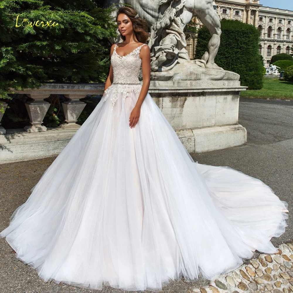 

Loverxu Sexy V Neck Spaghetti Straps Vintage Wedding Dresses 2021 Applique Beaded Sashes Chapel Train Tulle A Line Bridal Gowns