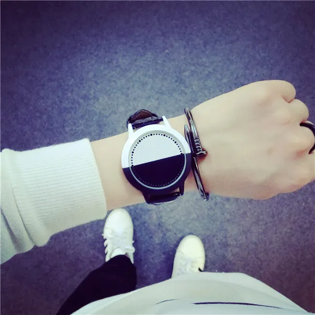 Сенсорный экран минималистский Smart LED Watch кожа нормальная Водонепроницаемый