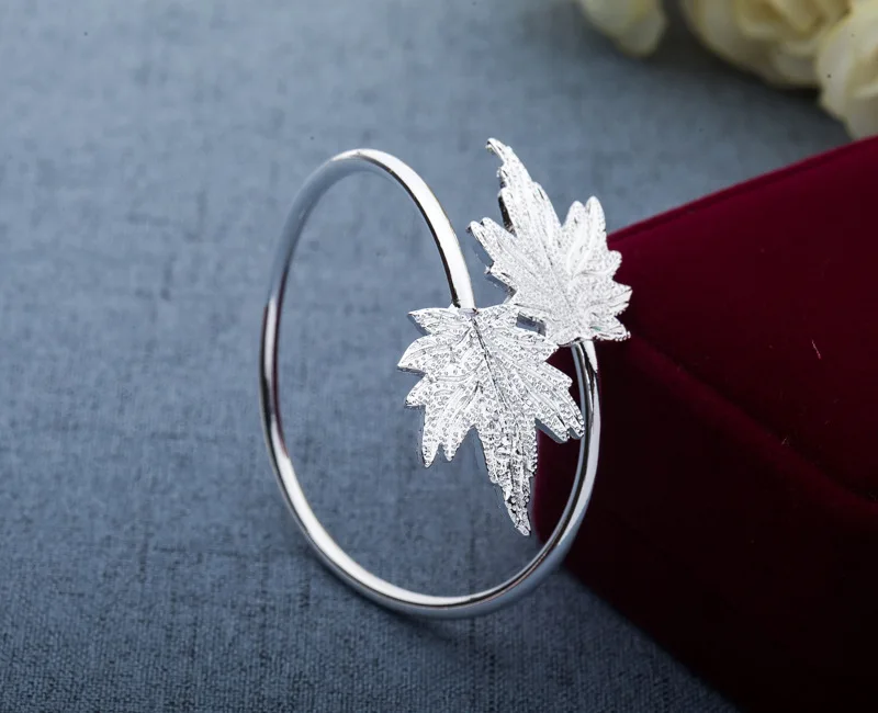 Silver Bracelets for Women Maple Leaf Wrist Cuff Bangles Bracelet Wristband Pulseira Femme Fashion Jewelry Accessories Gifts | Украшения и