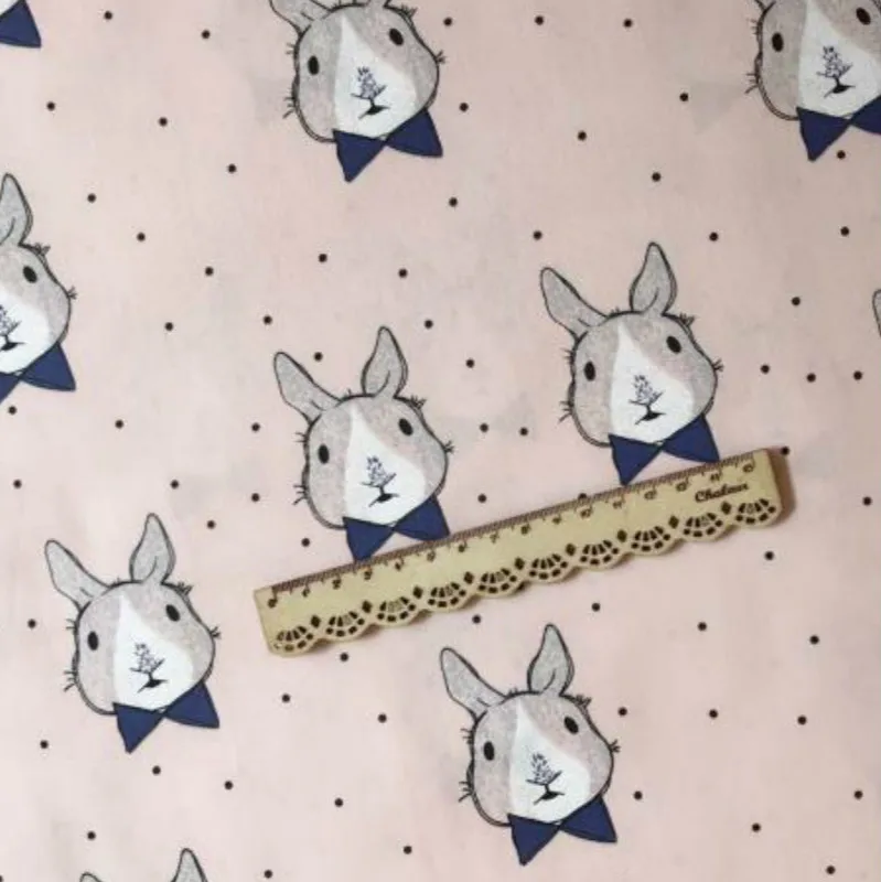 Хлопчатобумажная саржевая ткань с принтом кролика до половины метра для