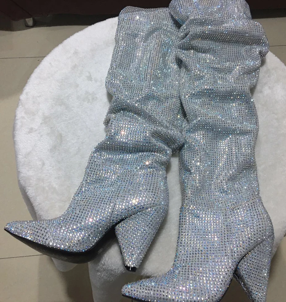 Stylesowner/Новинка года; роскошные женские сапоги до колена с острым носком и кристаллами; пикантные сапоги на не сужающемся книзу массивном каблуке; женские рыцарские сапоги; настоящая фотография