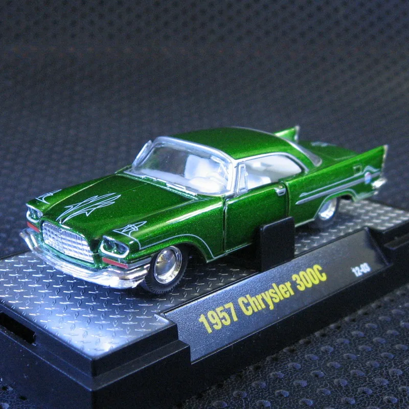 M2 1: 64 1957 Chrysler 300C бутик сплава игрушки для детей Детские игрушки модель оригинальная коробка