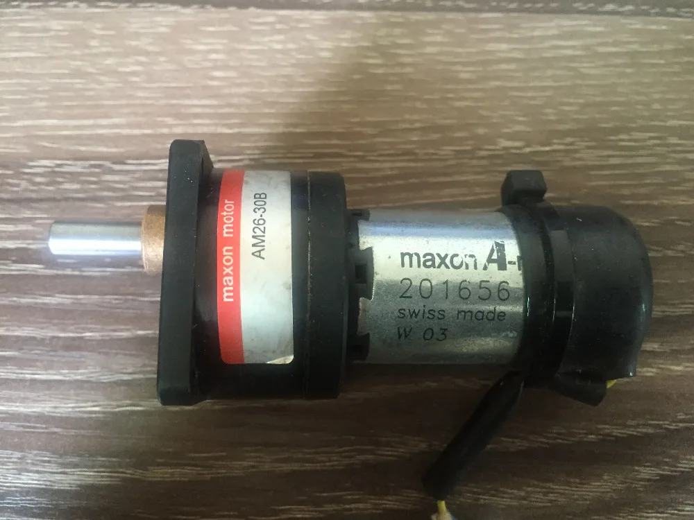Б/у швейцарский мотор MAXON без сердечника 24 В постоянного тока 360 оборот AM26 30B