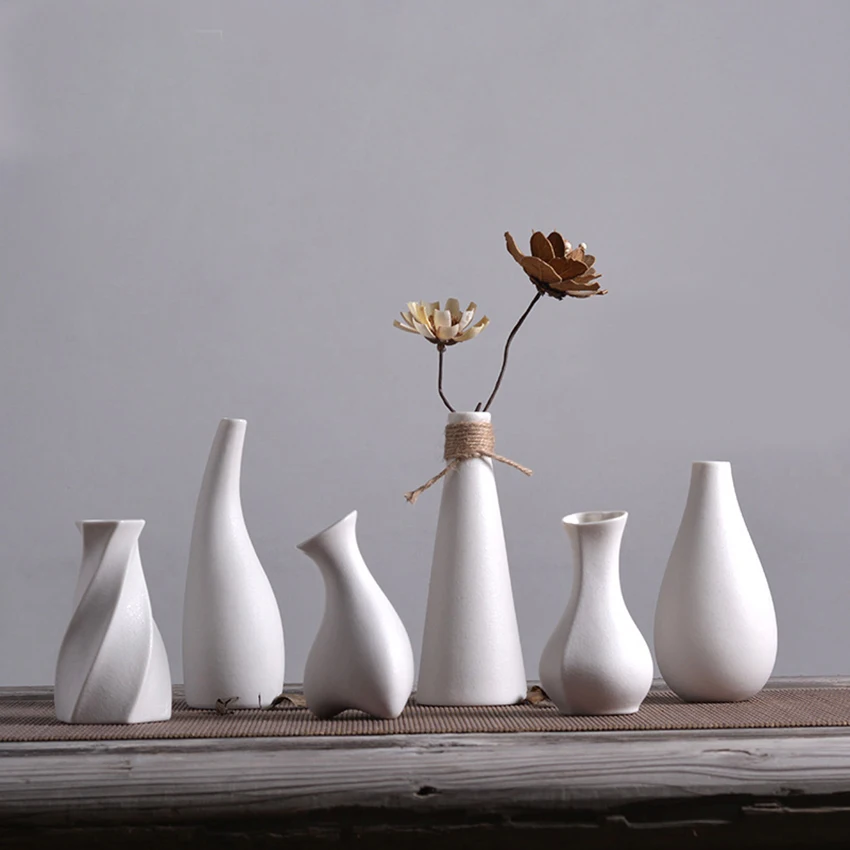 

Classic White Minimalist Vintage Ceramic Vases Traditional Chinese Porcelain Flower Bottle Modern Home Decoration Accessories