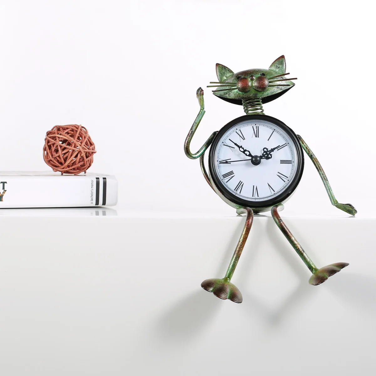 Cat Clock Handmade Vintage Metal Iron Figurine Mute Table Practical One AA Battery | Дом и сад