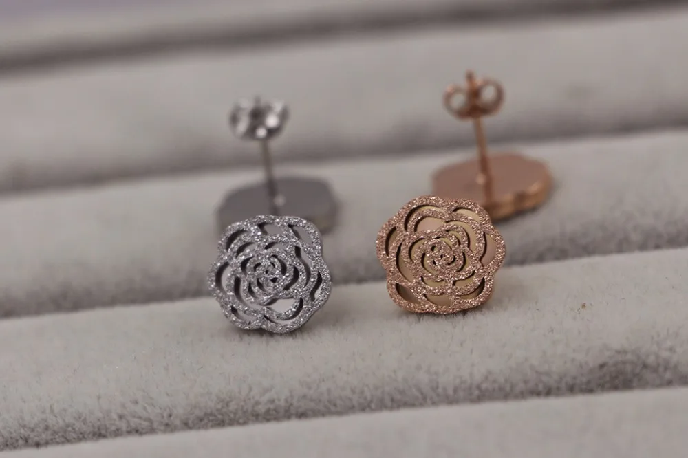 Модные женские серьги гвоздики из нержавеющей стали с цветком камелии цвета