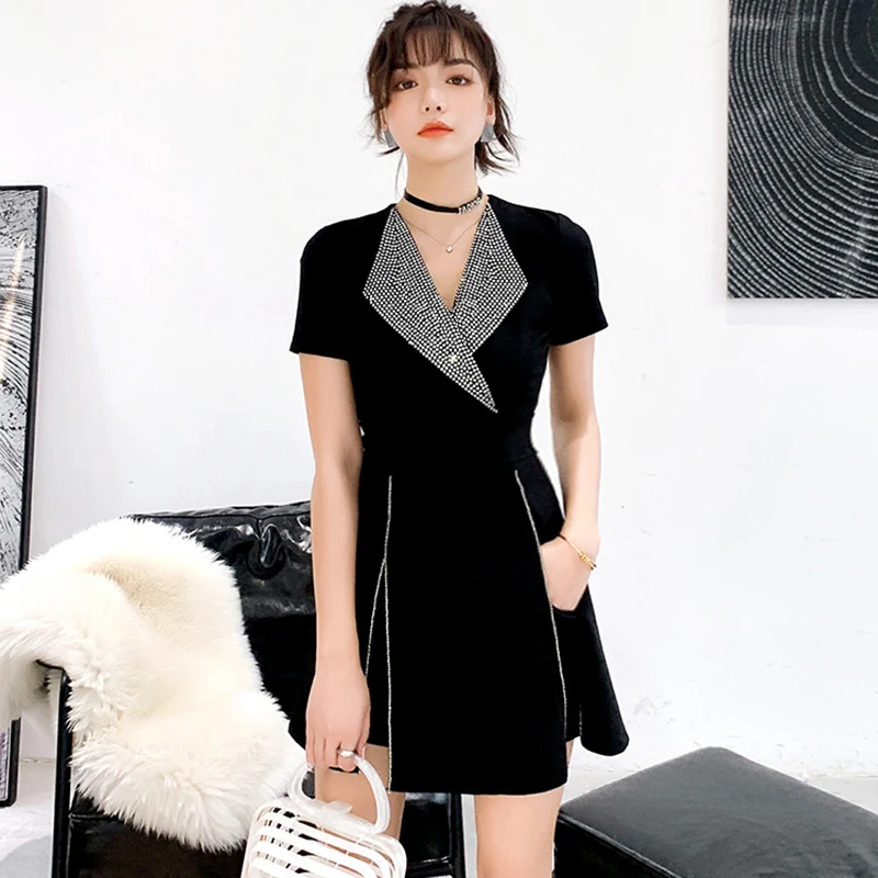 

Punk Style 2021 Women Two Piece Set Rhinestone Neckline Tops + Elastic Waist Shorts Clothing Sets Women Sexy Summer Casual Suit